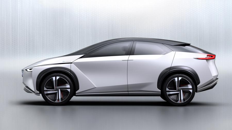  Nissan IMx 2017 года  (фото 8 из 28)